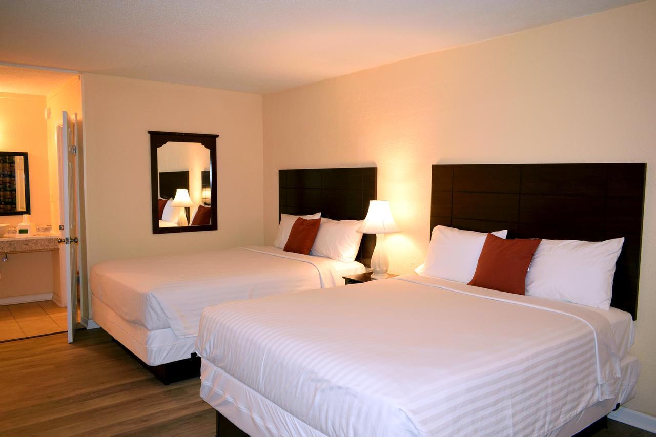 Red Carpet Inn Battleboro Экстерьер фото
